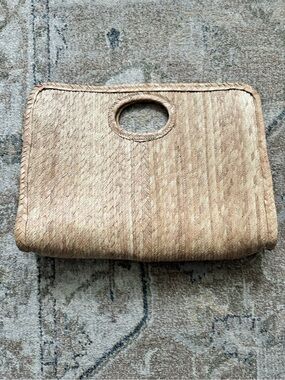 Woven Straw Clutch Bag in Natural